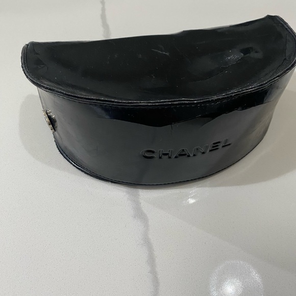 Chanel Sunglasses - Picture 6 of 11